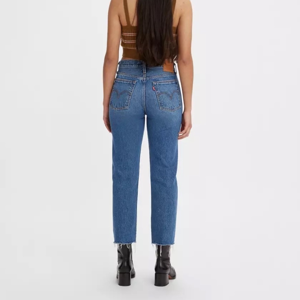 Levi’s Women’s Wedgie Straight Fit Distressed Cropped Raw Hem Blue Jeans 27